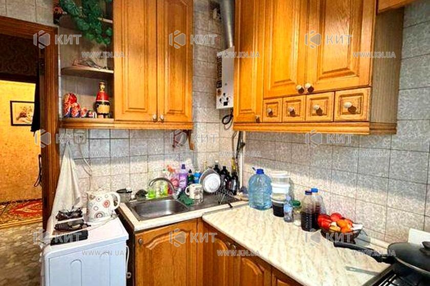 Продаж квартири Харків, ХТЗ, Рогань, 30м²