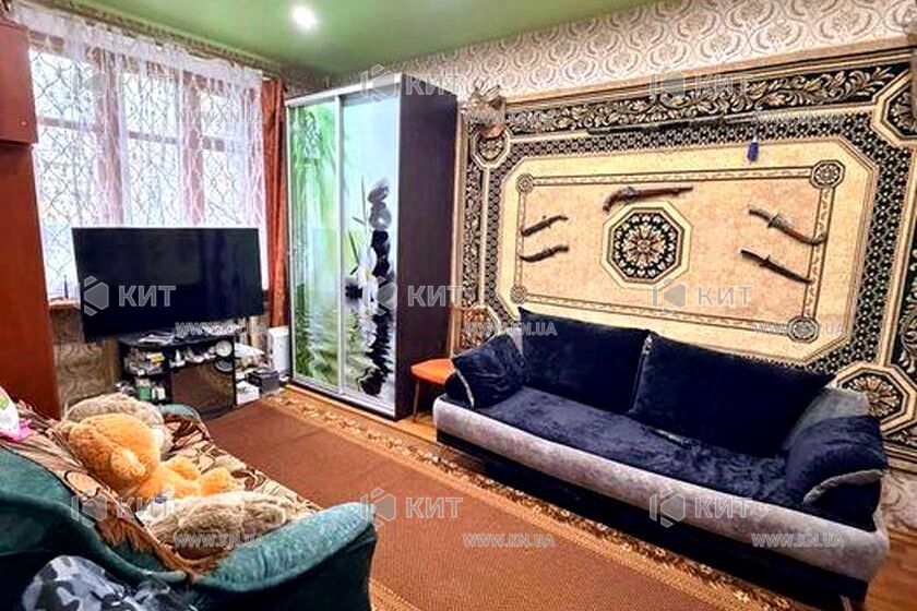 Продаж квартири Харків, ХТЗ, Рогань, 30м²