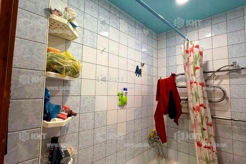 Продаж квартири Харків, ХТЗ, Рогань, 30м²
