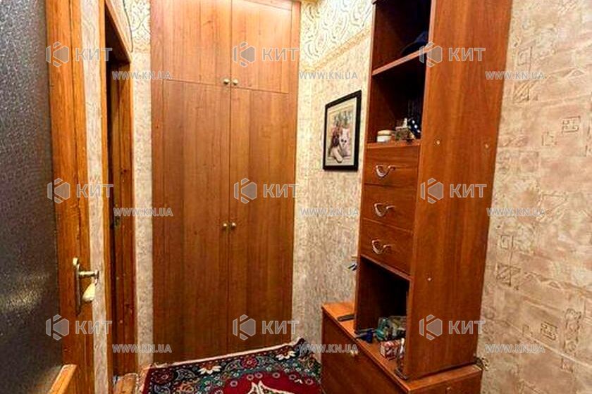 Продаж квартири Харків, ХТЗ, Рогань, 30м²
