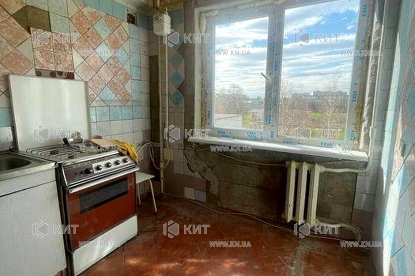 Продаж квартири Харків, ХТЗ, Рогань, 45м²
