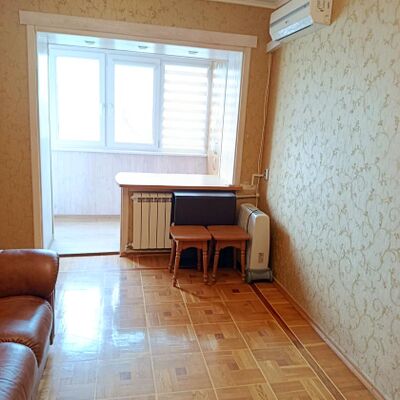 Продажа 	 Харків,  Аерокосмічний (Гагаріна) пр.   248