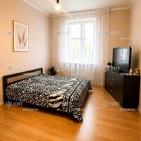 Продаж квартири Харків, ХТЗ, Рогань, 64м²