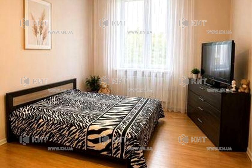 Продаж квартири Харків, ХТЗ, Рогань, 64м²