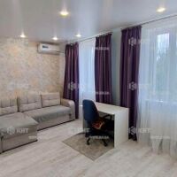 Продаж квартири Харків, ХТЗ, Рогань, 48.1м²