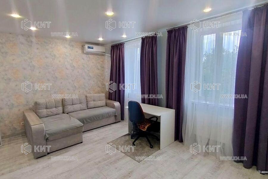 Продаж квартири Харків, ХТЗ, Рогань, 48.1м²