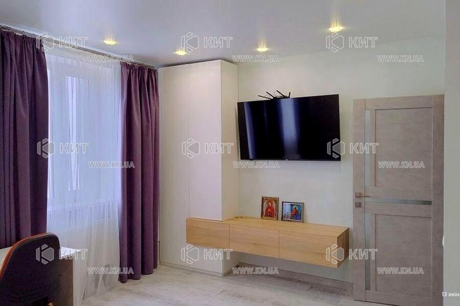 Продаж квартири Харків, ХТЗ, Рогань, 48.1м²