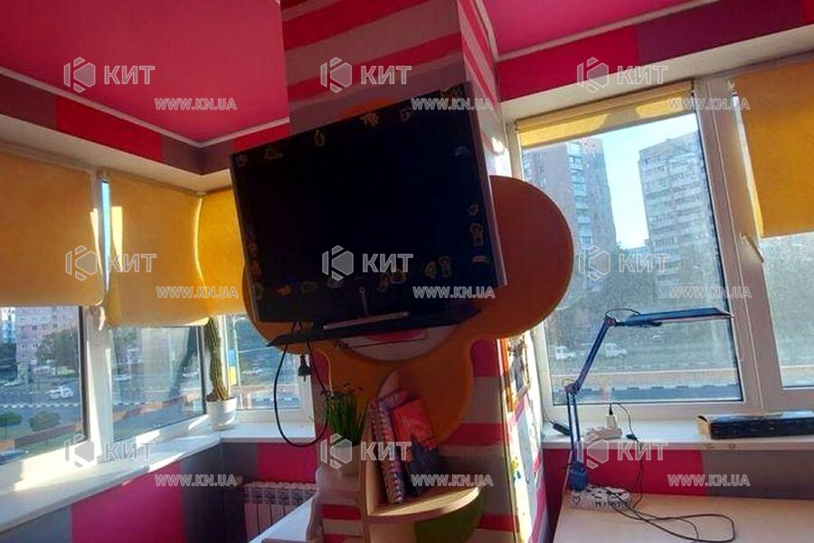 Продажа квартиры Харьков, Спортивная, Гагарина, Защитников, 107м²