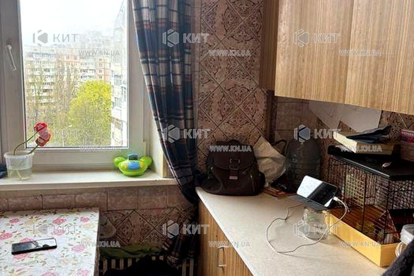 Продаж квартири Харків, Олексіївка, 74м²