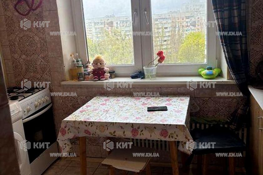 Продажа квартиры Харьков, Алексеевка, 74м²