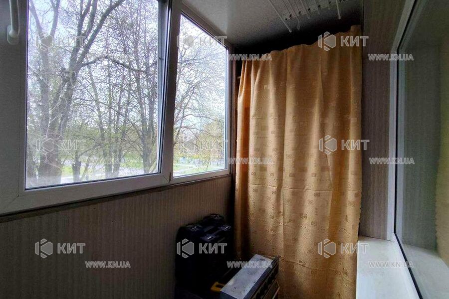 Продаж квартири Харків, ХТЗ, Рогань, 45м²