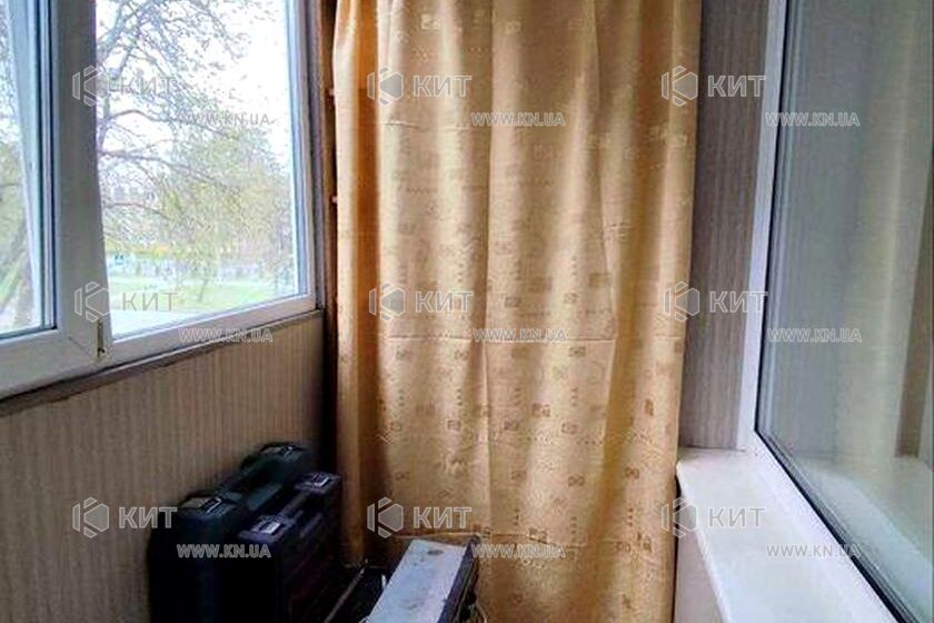 Продаж квартири Харків, ХТЗ, Рогань, 45м²