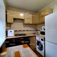 Продаж квартири Харків, ХТЗ, Рогань, 45м²