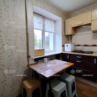 Продаж квартири Харків, ХТЗ, Рогань, 45м²