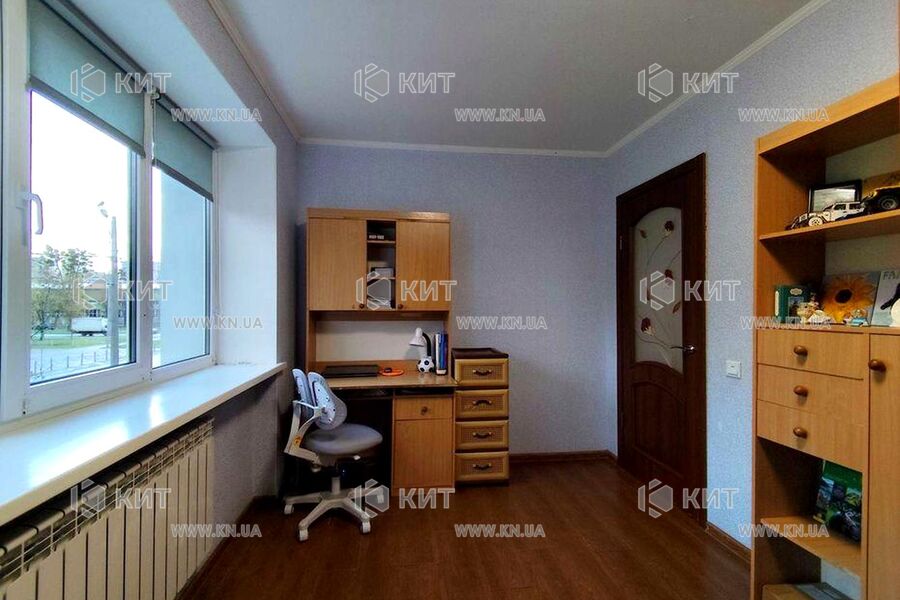 Продаж квартири Харків, ХТЗ, Рогань, 45м²