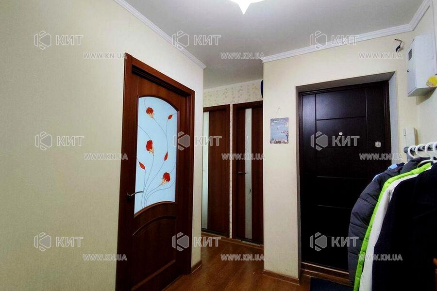 Продаж квартири Харків, ХТЗ, Рогань, 45м²