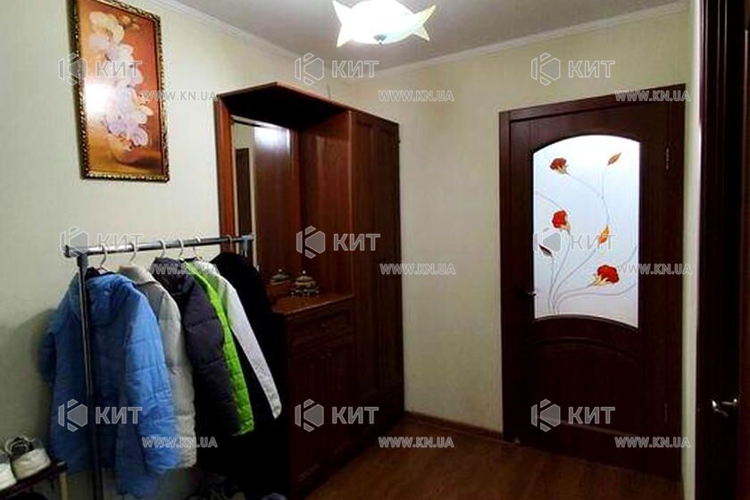 Продаж квартири Харків, ХТЗ, Рогань, 45м²