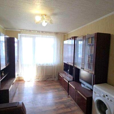 Продажа 	 Харьков,  Героев Харькова (Московский) пр.   304
