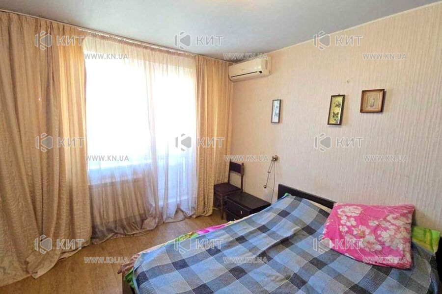 Продажа квартиры Харьков, ХТЗ, Рогань, 65м²