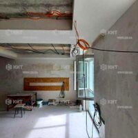 Продаж квартири Харків, ХТЗ, Рогань, 42м²