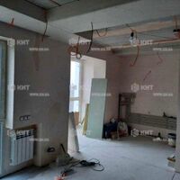Продаж квартири Харків, ХТЗ, Рогань, 42м²