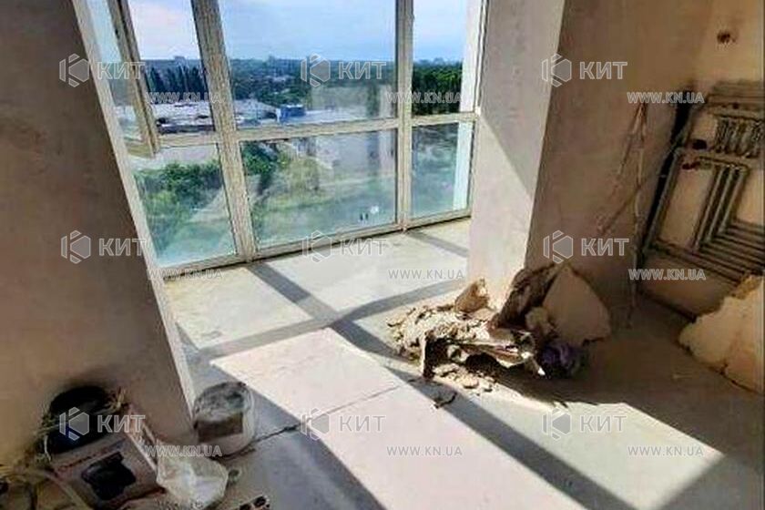 Продаж квартири Харків, ХТЗ, Рогань, 42м²