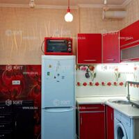 Продаж квартири Харків, ХТЗ, Рогань, 27м²