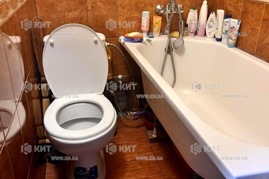 Продаж квартири Харків, ХТЗ, Рогань, 27м²