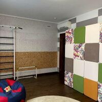 Продаж квартири Харків, Центр, 180м²