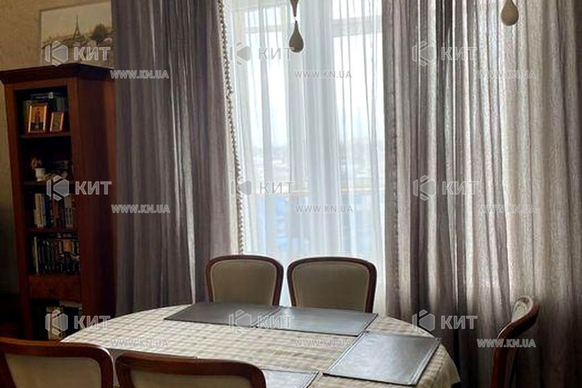 Продаж квартири Харків, Центр, 180м²