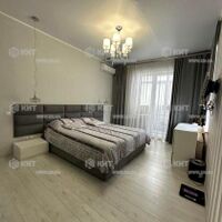Продажа квартиры Харьков, Алексеевка, 100м²
