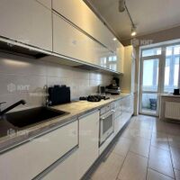 Продажа квартиры Харьков, Алексеевка, 100м²