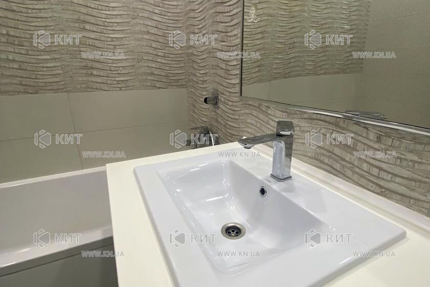 Продаж квартири Харків, Олексіївка, 48м²