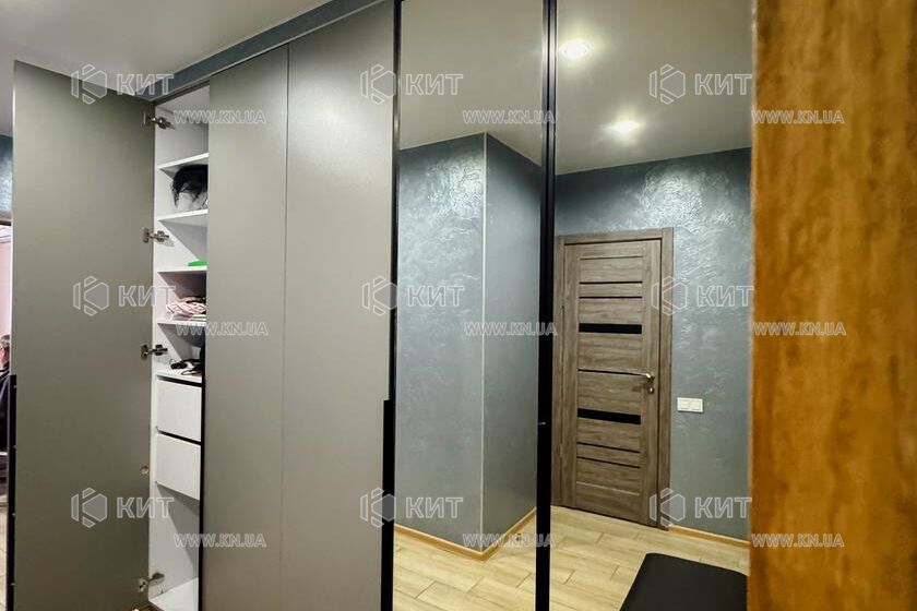 Продажа квартиры Харьков, ХТЗ, Рогань, 74м²