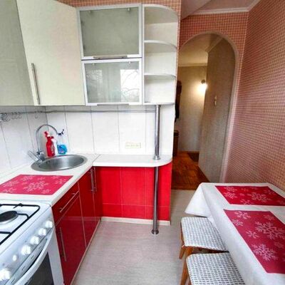 Продажа 	 Харьков,  Непокорённых (Героев Труда) ул.   29а