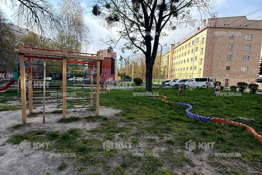 Продаж квартири Харків, Наукова, 45м²