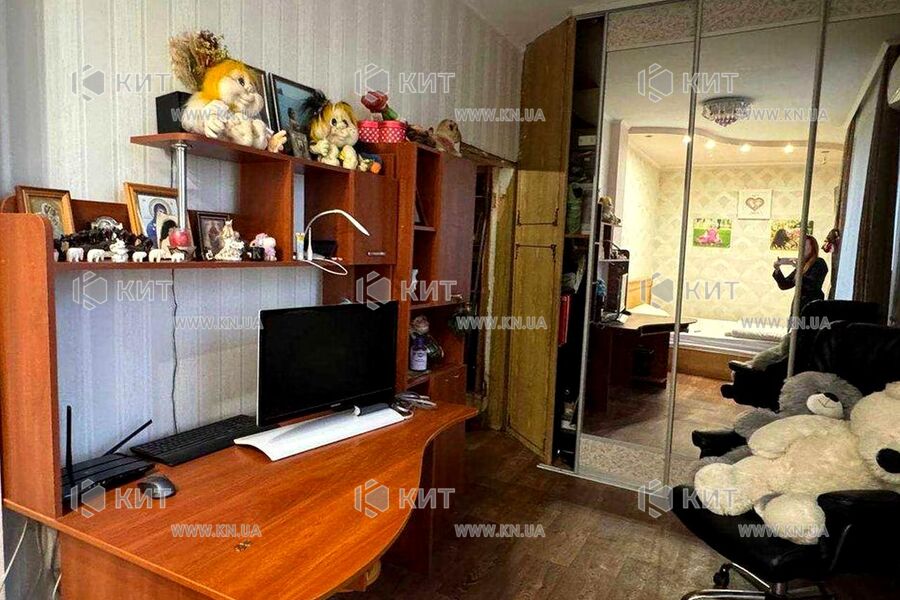 Продаж квартири Харків, ХТЗ, Рогань, 68м²