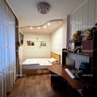 Продаж квартири Харків, ХТЗ, Рогань, 68м²