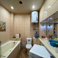 Продаж квартири Харків, ХТЗ, Рогань, 68м²