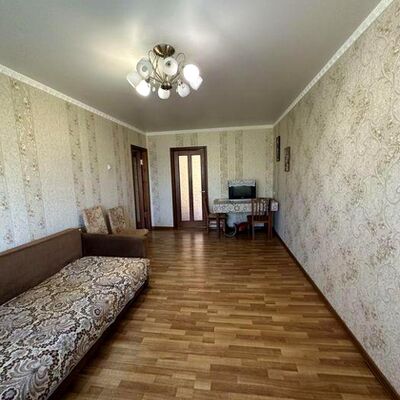 Продажа 	 Харьков,  Юбилейный (50-летия ВЛКСМ) пр.   86