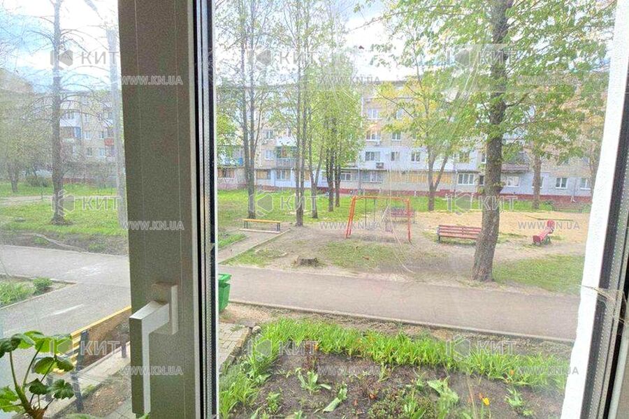 Продаж квартири Харків, ХТЗ, Рогань, 52м²