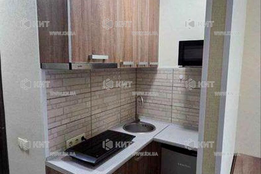 Продаж квартири Харків, ХТЗ, Рогань, 17м²