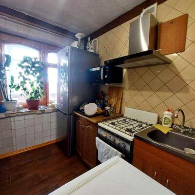 Продажа 	 Харків,  Каденюка (Танкопія) вул.   34