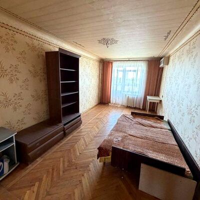 Продажа 	 Харків,  Льва Ландау (50-річчя СРСР) пр.   16