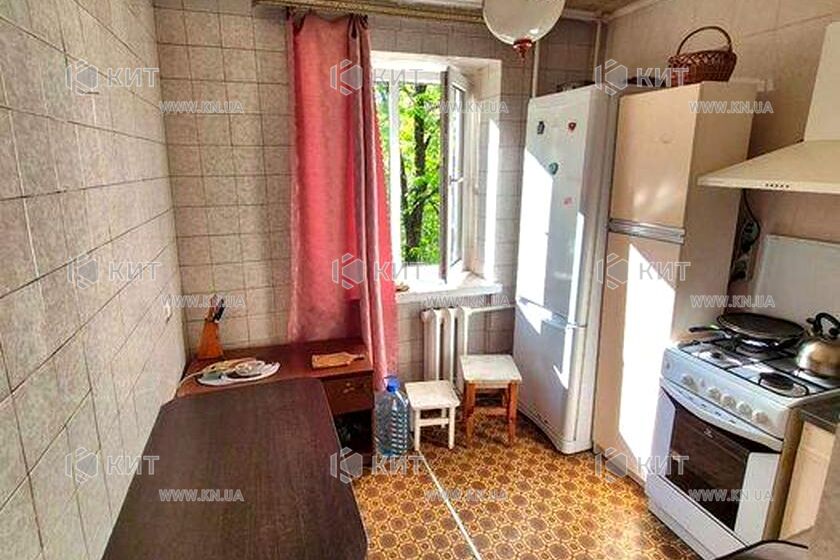 Продаж квартири Харків, ХТЗ, Рогань, 32м²