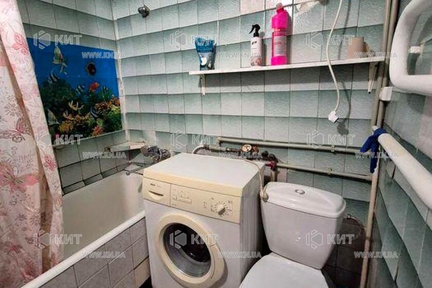 Продаж квартири Харків, ХТЗ, Рогань, 32м²