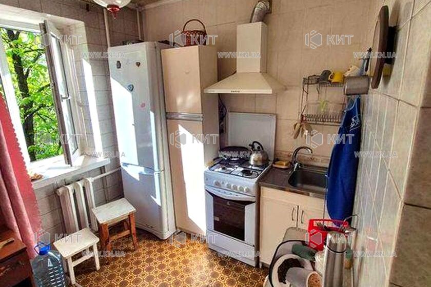 Продаж квартири Харків, ХТЗ, Рогань, 32м²