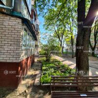 Продаж квартири Харків, ХТЗ, Рогань, 32м²