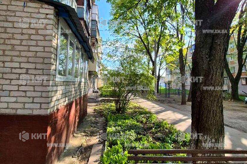 Продаж квартири Харків, ХТЗ, Рогань, 32м²
