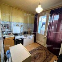 Продаж квартири Харків, ХТЗ, Рогань, 40м²